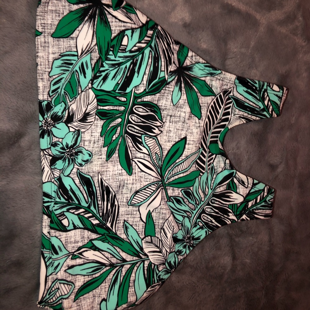Massimo leafy bathing suit top
